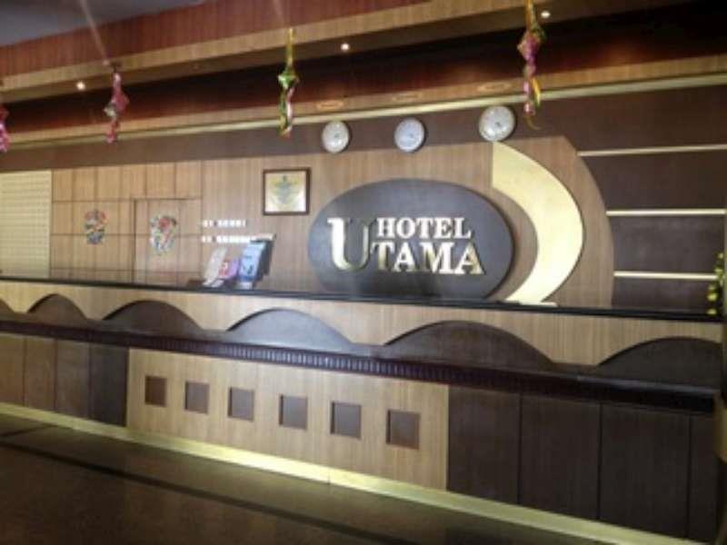 Utama Hotel Batam Exterior photo